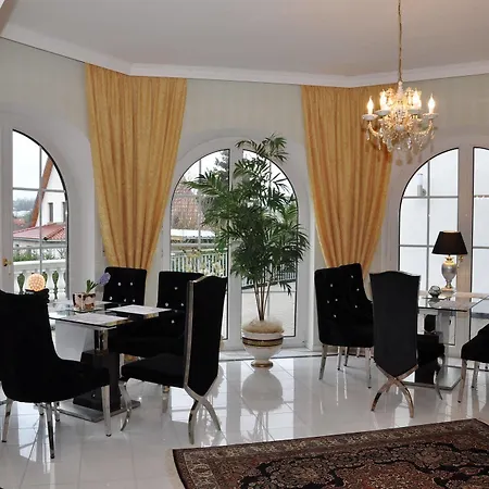 Hotel Casamia 3*